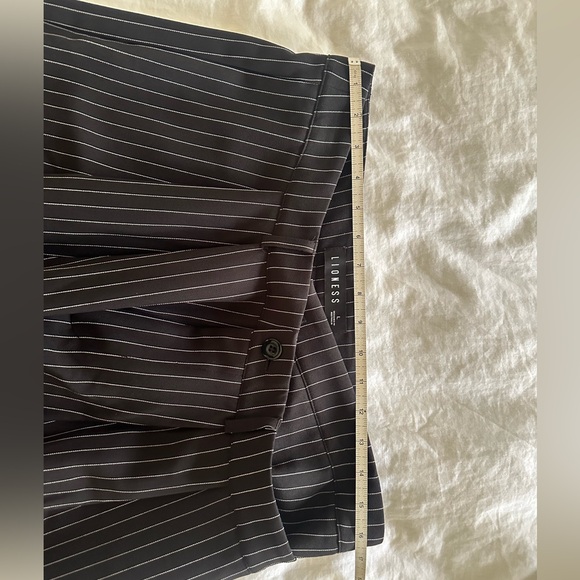 Lioness La Mesa Pant in black pinstripe  -SZ Large NWOT - Picture 9 of 13